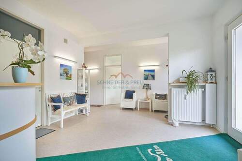 Wartebereich - Büro in Münsing