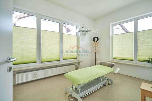 Behandlungsraum - Büro mit 298,00 m&sup2; in Münsing zum Kaufen