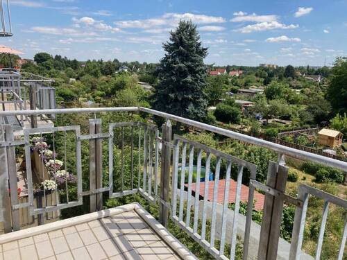 Blick vom Balkon - APPARTEMENT MIT BALKON UND TG IN WIEDERITZSCH...