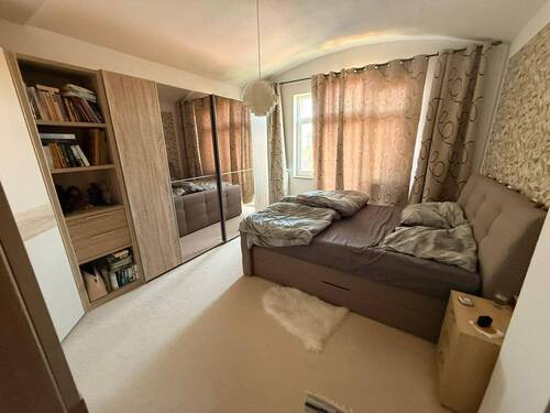 Schlafzimmer - Verkauf: 2-Zimmer-Wohnung im Herzen von Gera