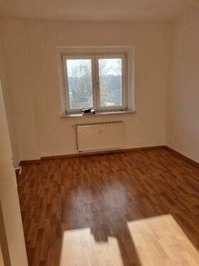 20241105_103858_resized.jpg - 2 Zimmer Etagenwohnung zur Miete in Chemnitz