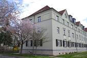 a.JPG - Idyllische Lage - 2-Zi-Altbauwohnung mit Loggia, Garten*