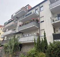Dachgeschosswohnung mit Balkon und PKW Stellplatz in zentraler Wohnlage von Osnabrück