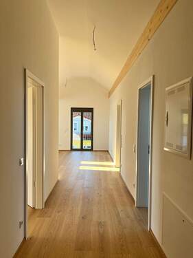 Diele - Etagenwohnung mit 111,50 m² in Weilheim in Oberbayern zum Kaufen