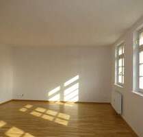 Charmante 2-Raum-Wohnung mit Balkon und TG-Stellplatz im exklusiv sanierten 