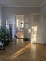 Wohnzimmer mit Blick ins Esszimmer - 