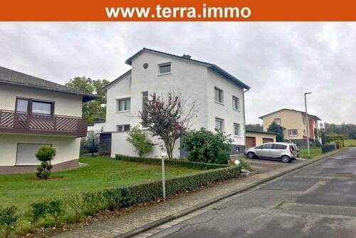 Hausansicht - 3 Zimmer-Wohnung in ruhiger Lage!