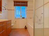 Badezimmer - 3 Zimmer Etagenwohnung zur Miete in Bad Tölz