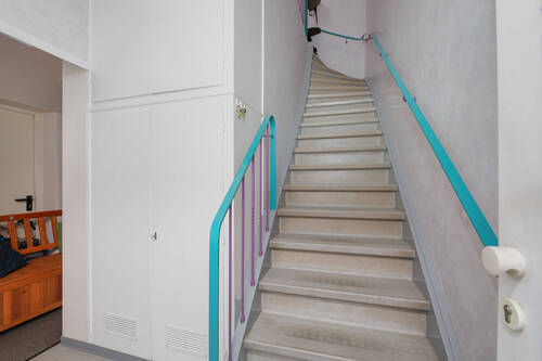 Treppenhaus EG - Mehrfamilienhaus, Wohnhaus mit 445,00 m² in Neuenbürg zum Kaufen