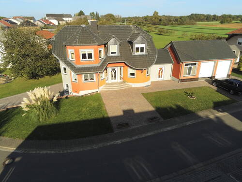 1.JPG - Mehrfamilienhaus, Wohnhaus in Perl