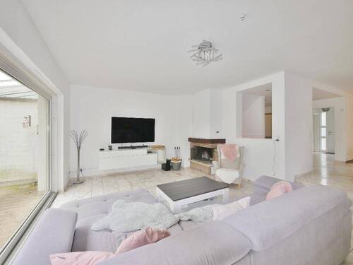 Wohnzimmer - Doppelhaushälfte mit 180,00 m&sup2; in Haan zum Kaufen