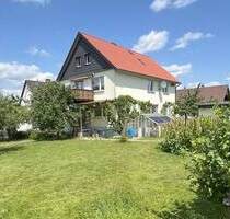 Kaufpreissenkung! Wunderbar gelegenes Zweifamilienhaus, Baugrundstück möglich - Hameln