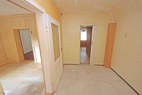 Durchgangszimmer im EG - Mehrfamilienhaus, Wohnhaus mit 148,00 m² in Wittenberg zum Kaufen