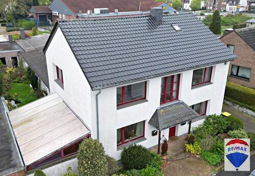 Außenaufnahme - Mehrfamilienhaus, Wohnhaus mit 171,00 m² in Kleve zum Kaufen