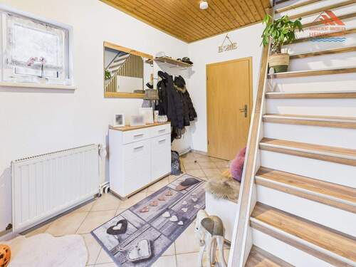 EG - Eingangsbereich - 4 Zimmer Einfamilienhaus zum Kaufen in Cuxhaven