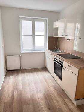 Küche - Kleine 3-Raumwohnung im Zentrum