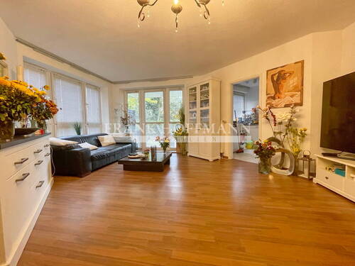 Wohn- und Esszimmer - 2 Zimmer Etagenwohnung in Schenefeld