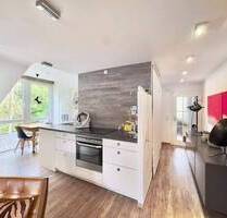 Echt schick + 2,5-Zi-Whg + 57qm + auf Wunsch mit Nachbarwohnung zusammenlegbar + in 4-FamHs + GartenHaus + Garten - Freiburg im Breisgau Günterstal