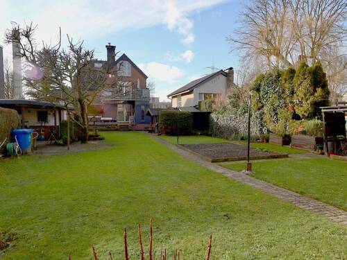 Rückansicht - Garten - Mehrfamilienhaus, Wohnhaus mit 158,00 m² in Ratingen zum Kaufen