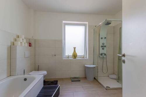 Bad im Obergeschoss - 