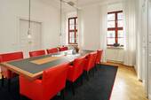 Besprechung - 