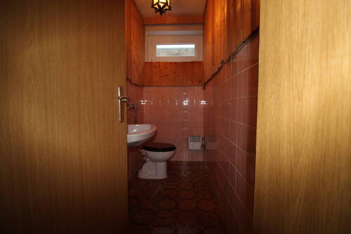 WC im UG - 
