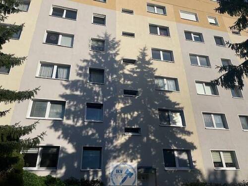 Hausansicht - Gepflegte Eigentumswohnung in ruhiger Lage.