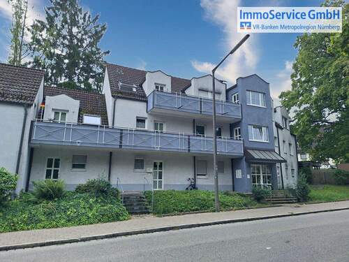 Titelbild - Helle 2,5-Zimmer-Eigentumswohnung mit Balkon und Tiefgaragenstellplatz in zentraler Lage