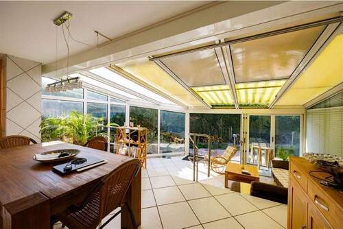 Wintergarten - Gepflegte 3-Zimmer-Wg. mit Wintergarten, Terrasse und Teich - Hallenflächenanmietung ebenso möglich!