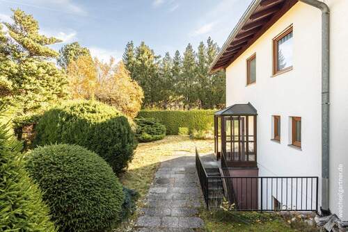 Zuweg zum Haus - 