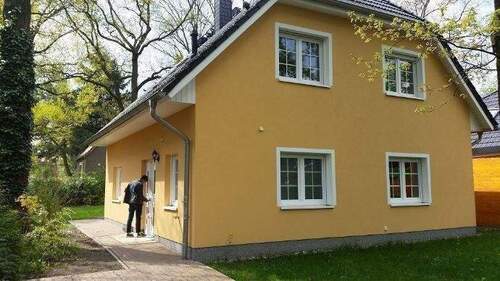 Straßenansicht - 4 Zimmer Einfamilienhaus in Berlin