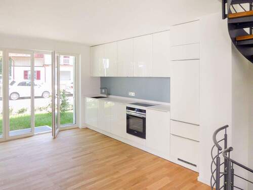 Küche - 5 Zimmer Reihenendhaus in München