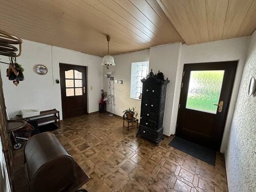 tempImage1JuW1d.jpg - 