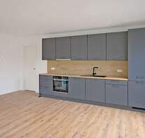 Moderne 2-Zimmer-Wohnung mit toller Ausstattung und Balkon - Leonberg Eltingen