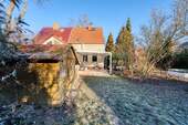 Gartenhaus & Freifläche - 