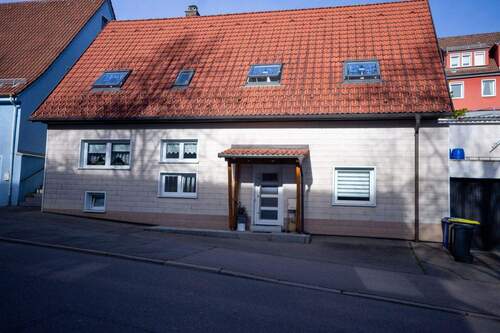 Außenansicht - Einfamilienhaus mit Platzreserven in angenehmer Wohnlage!