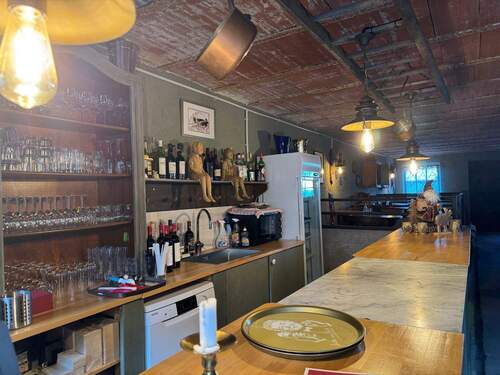 tempImagea6csbX.jpg - 