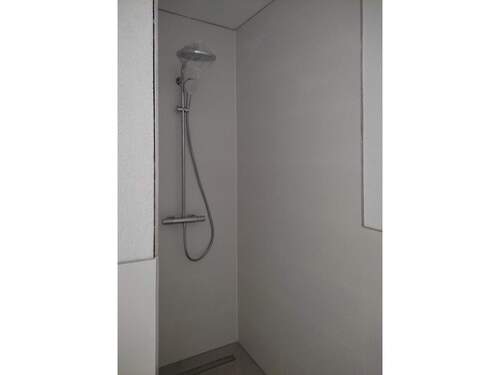 Bad-Dusche - 