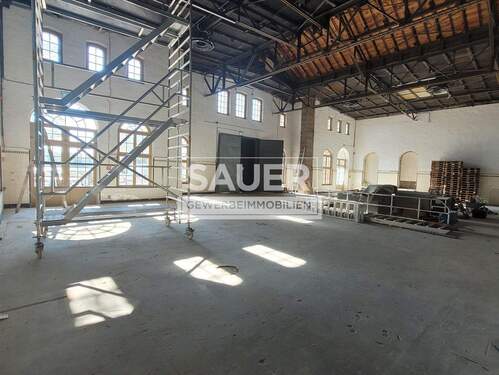 Geb. 121 Innenansicht - Halle in Berlin