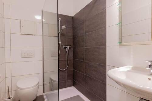 Badezimmer - 2 Zimmer Etagenwohnung zum Kaufen in Herdecke