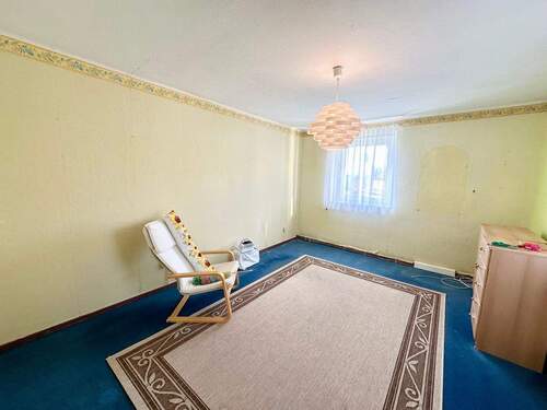 eines der Zimmer - Einfamilienhaus mit 150,00 m&sup2; in Dresden zum Kaufen