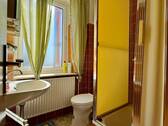 Bad mit Dusche OG - 