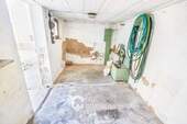 Garage - 