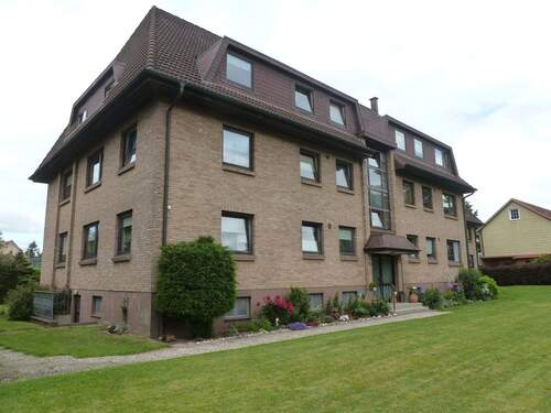 Friedheim 25 a.JPG - 2-Zimmer-Wohnung mit 2 zusätzlichen Räumen im Spitzboden, Friedheim 25 a in Flensburg