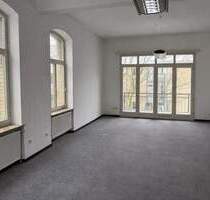 Maisonette -Altbauwohnungen + Balkon renovierungsbedürftig - Theaterwall Braunschweig