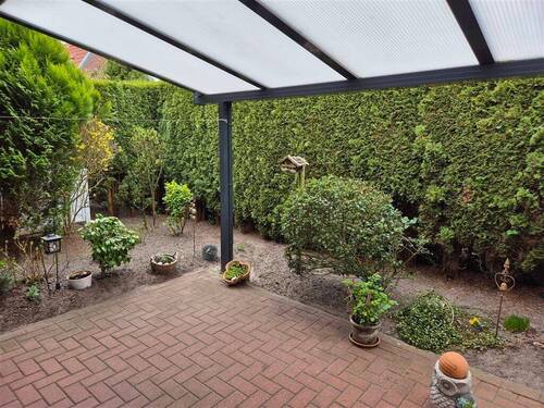 überdachte Terrasse - 