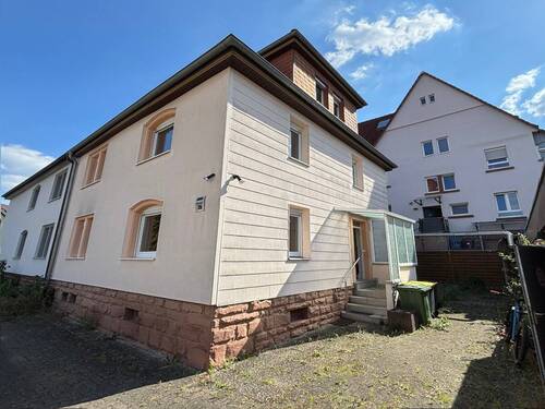 Frontansicht - Doppelhaushälfte im Ortskern - 270.000,00 EUR Kaufpreis, ca.  121,00 m² Wohnfläche