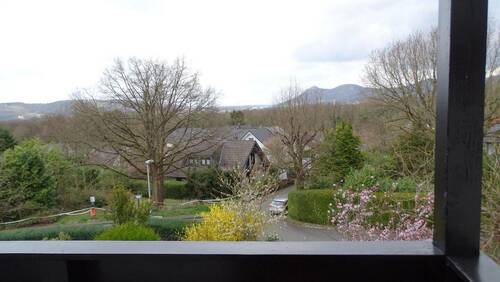 Blick aus dem Schlafzimmer - 6 Zimmer Einfamilienhaus in Rheinbreitbach