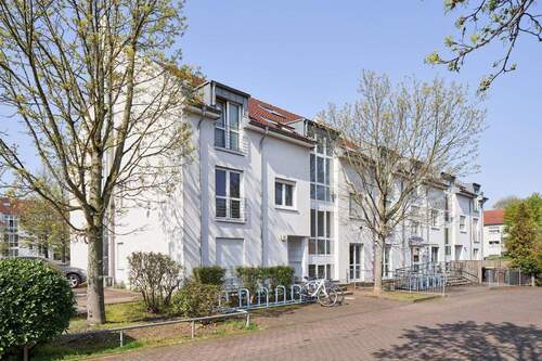 Vorderansicht - Studenten Azubis aufgepasst! 1-Zimmer-Wohnung mit Balkon zentral in Dormagen-Mitte