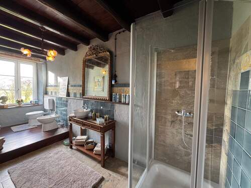 tempImage9Jl2aC.jpg - 